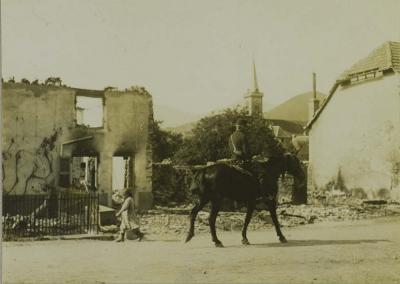 bitschwiller-rue-de-la-gare-16-juin-1915.jpg