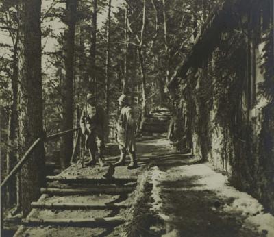 camp-meudon-corps-de-garde-1er-mars-1916-1.jpg
